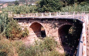 Mavrozoumena's bridge