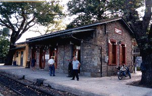 Zevgolatio Railway station